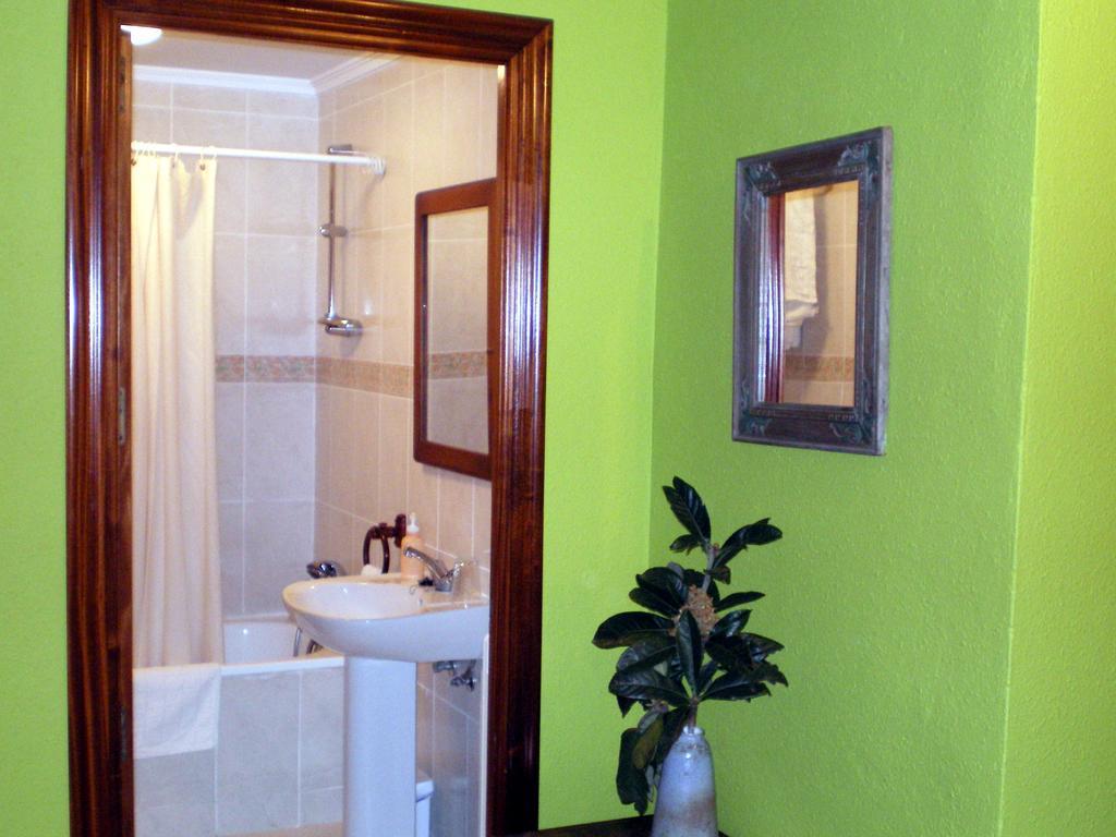 Double Room,163779141:JPEG